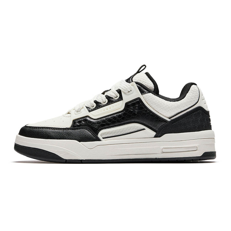 Anta Low top Skateboard Shoes Women's Black White