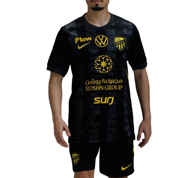Nike Nike Soccer Jerseys Men's Black/Anthracite/Global Yellow/Tour Yellow Moderate Straight Fit