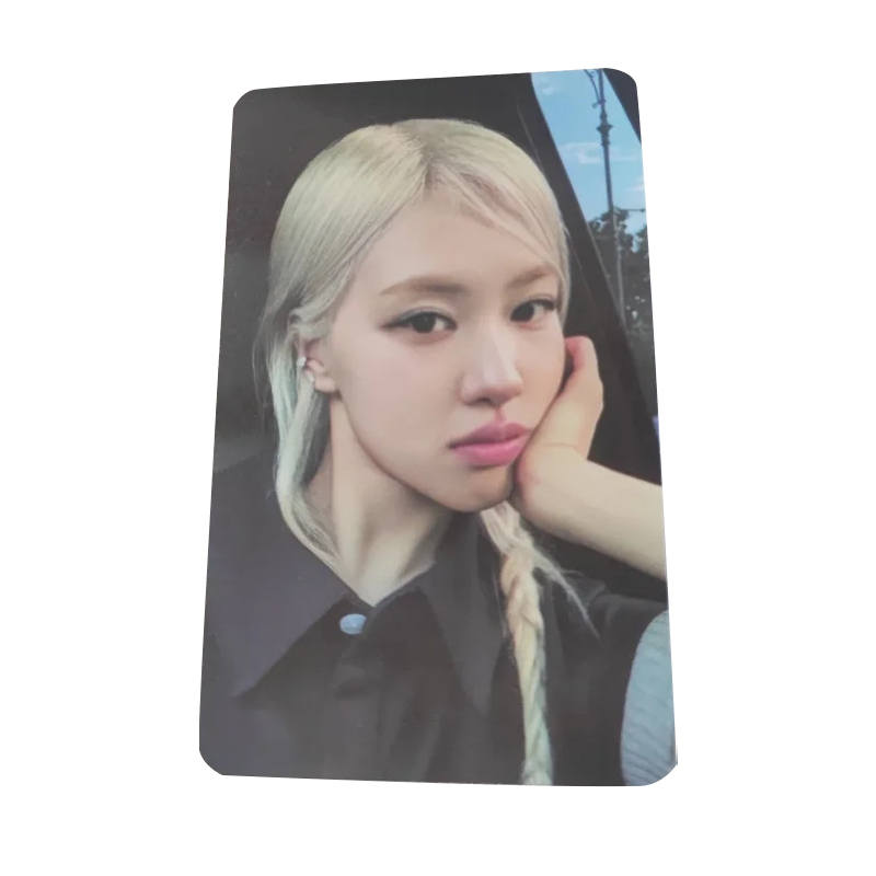 YG ENTERTAINMENT BLACKPINK ROSE Album KR Edition Special Card Ver. D Photocards 1 Pc