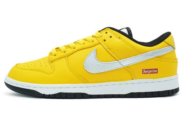 Nike Nike Dunk Abrasion Resistant Abrasion Resistant Low top Skateboard Shoes Men's Yellow Silver Red