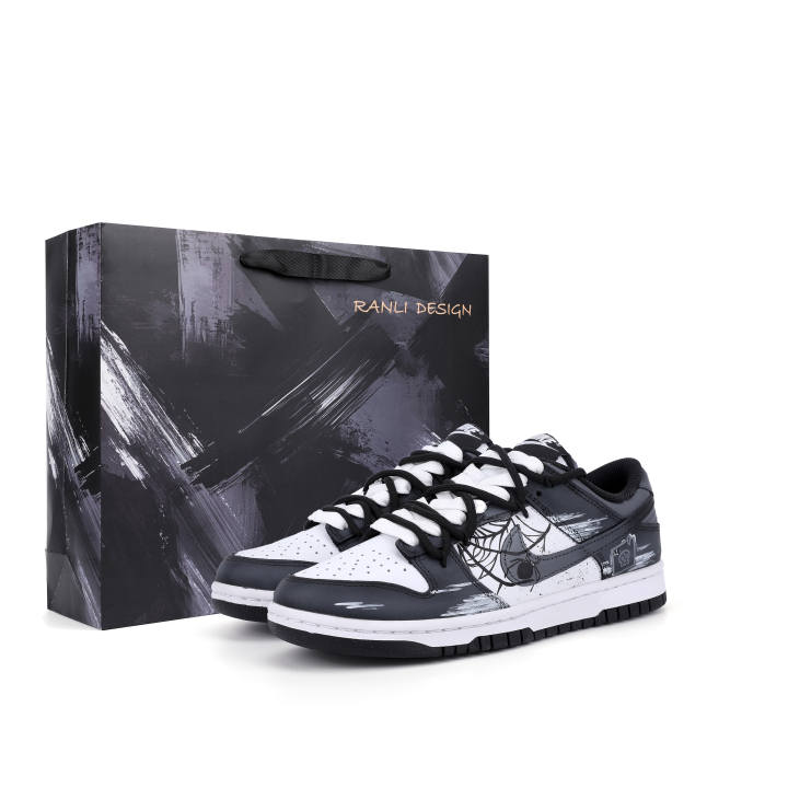 Nike Nike Dunk Leather Abrasion Resistant Lightweight Wear resistant And Lightweight Low top Skateboard Shoes Unisex