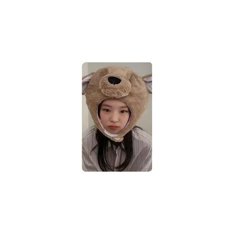 YG ENTERTAINMENT JENNIE Ruby Women's Group WM Signed Version A Photocards 1 Pc