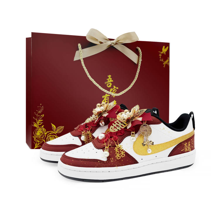 Nike Nike Court Borough 2 Cushioning, Wear Resistant Low top Skateboard Shoes Unisex Red Gold