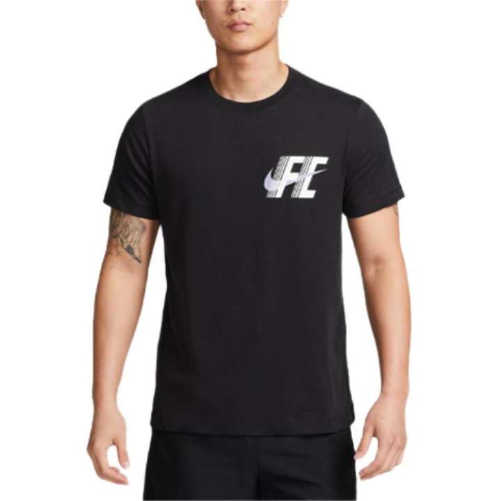 Nike Nike T Shirts Men's Black Crew Neck Moderate Straight Fit