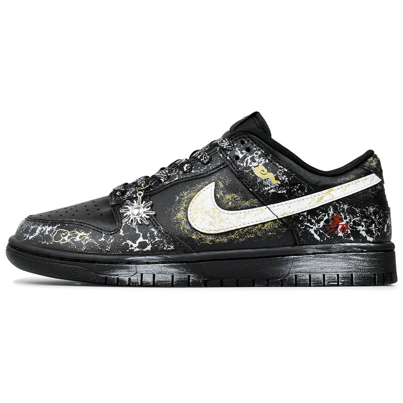 Nike Nike Dunk Abrasion Resistant Low top Skateboard Shoes Men's Black White Gold