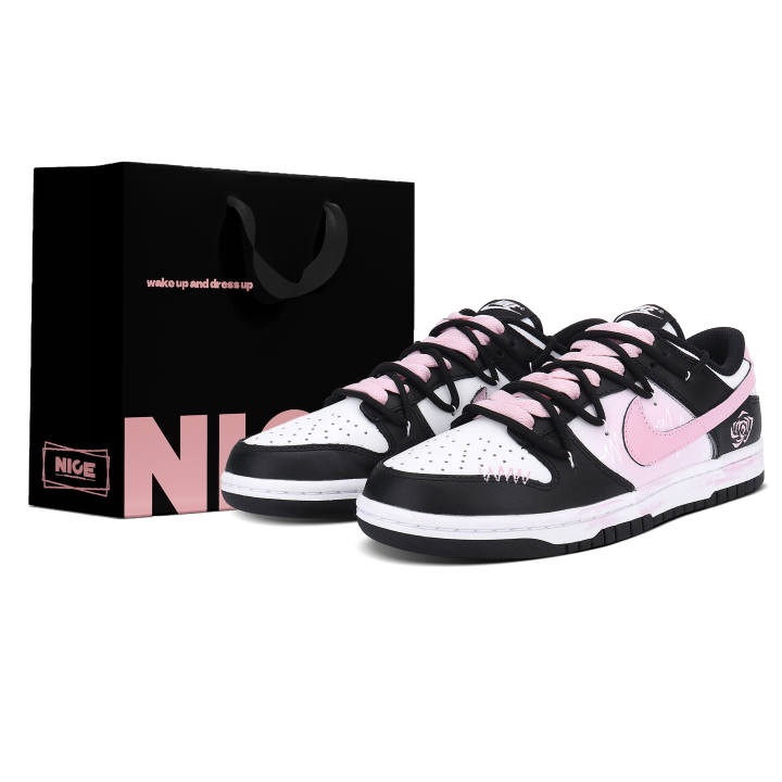 Nike Nike Dunk Abrasion Resistant Abrasion Resistant Low top Skateboard Shoes Women's Black Pink
