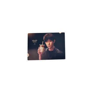 LUCKIN COFFEE Yi Yang Qigui Endorsement Ver.D Photocards 1 Pc