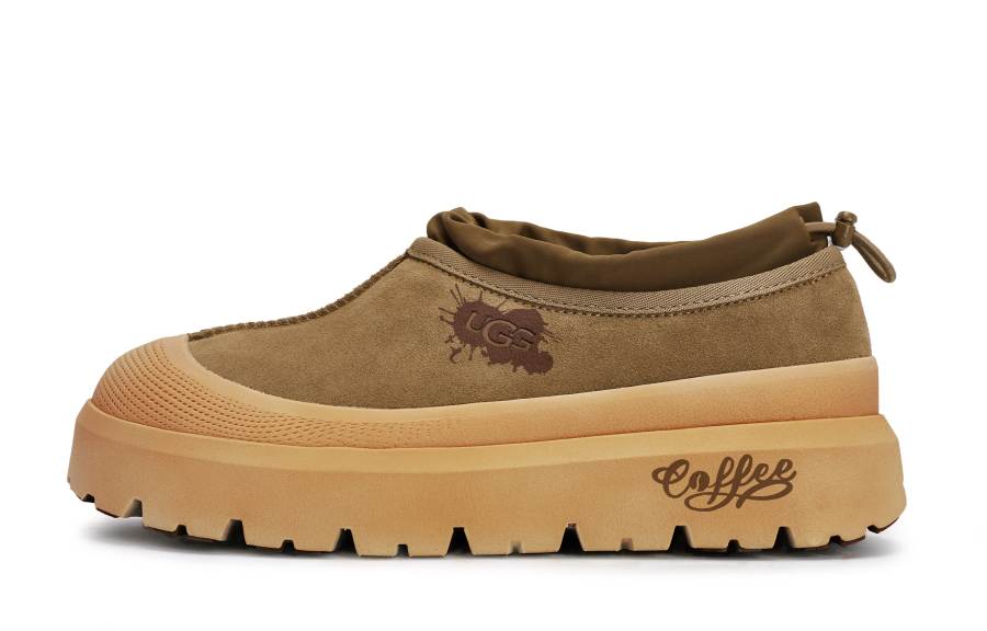 UGG REGO Hot Dog, Holiday Coffee Low top Casual Shoes Unisex