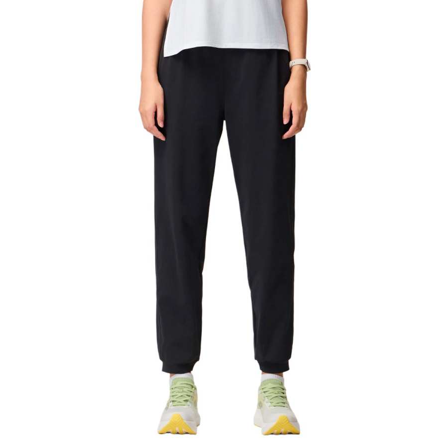Saucony Casual Pants Women's Jet Black Moderate Cuffed Pants