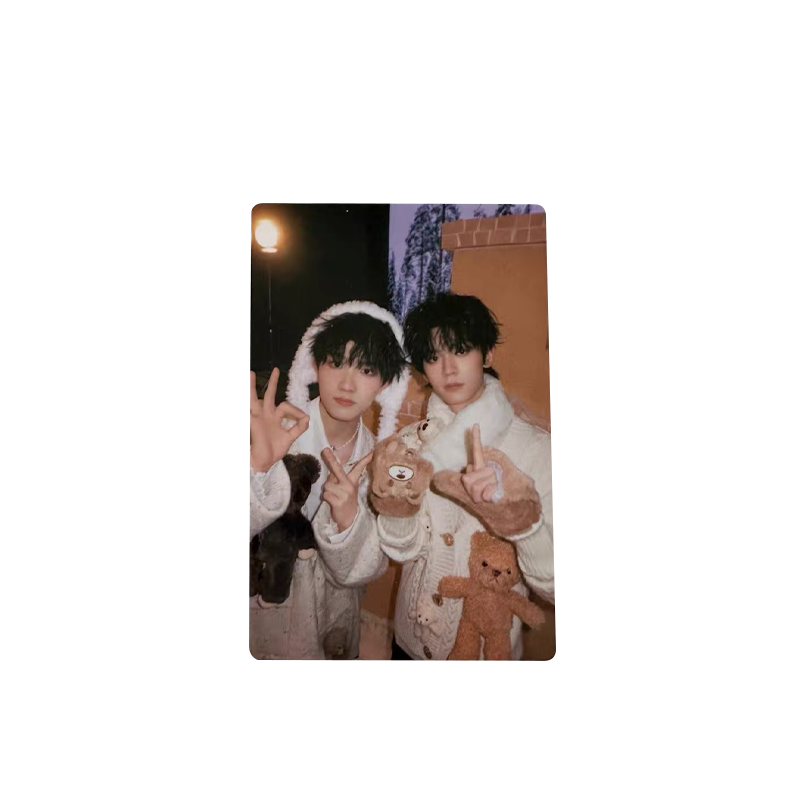 TF ENTERTAINMENT Su Xinhua, Zuo Hang, Lands On Youth 5 Pack Bears Live Together 25 Desk Calendar Dual SIM Photocards