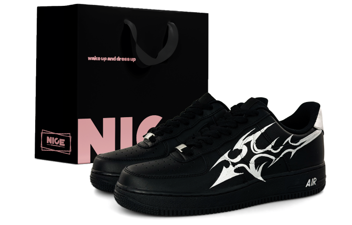 Nike Nike Air Force 1 Abrasion Resistant Abrasion Resistant Low top Skateboard Shoes Unisex Silver Black