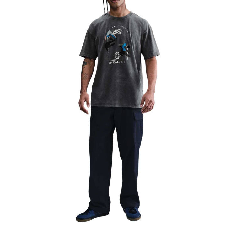 Nike Nike Max90 T Shirts Men's Anthracite Crew Neck Moderate Straight Fit