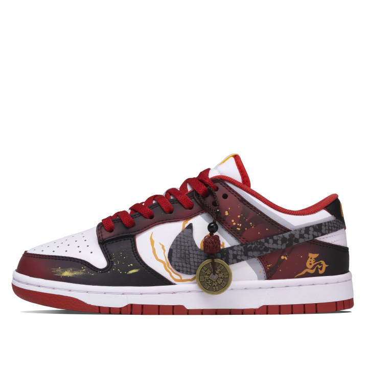 Nike Nike Dunk Auspicious Horse Brings Fortune Coverage Abrasion Resistant Coverage Abrasion Resistant Low top