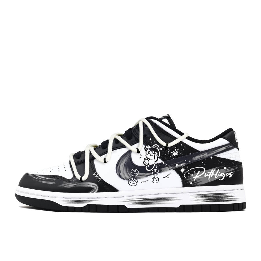 Nike Nike Dunk Wild Dreams Collection, Sak Bear Abrasion Resistant Low top Skateboard Shoes Men's Black White Gray