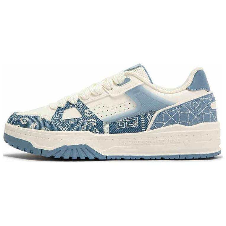 361° Slip Resistant Abrasion Resistant Low top Skateboard Shoes Women's White Blue
