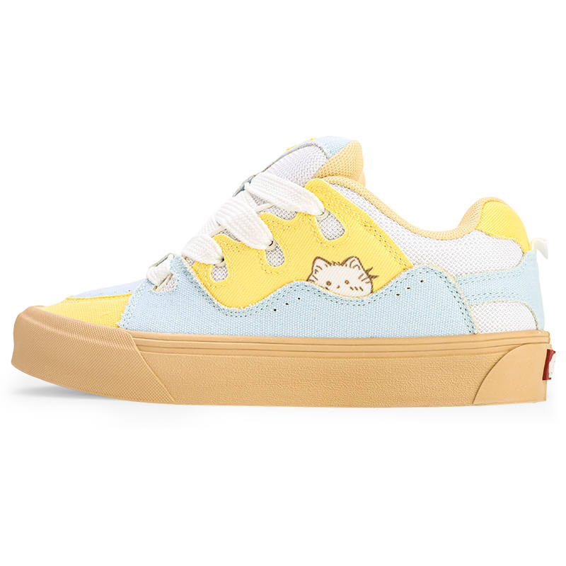 GLO BULL Encounter Little Me Puffy Shoes Coverage Abrasion Resistant Lightweight Breathable Low top Skateboard Shoes