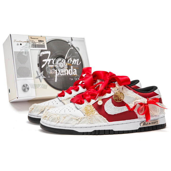 Nike Nike Dunk Slip Resistant Abrasion Resistant Low top Skateboard Shoes Unisex Red Beige White