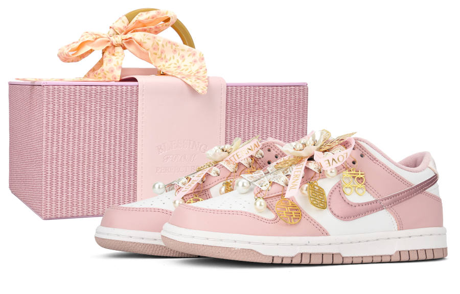 Nike Nike Dunk Perfect Match, Wedding Shoes Abrasion Resistant Abrasion Resistant Low top Skateboard Shoes Women's