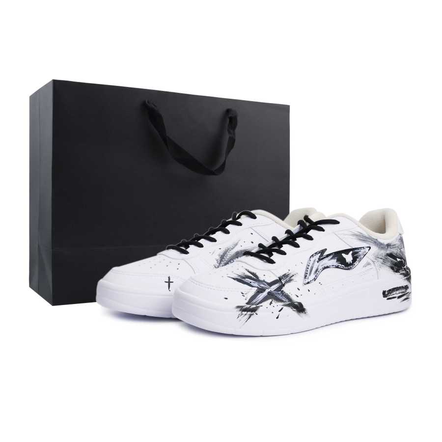 Li-Ning Li Ning Floating Boat Gothic Butterfly Leather Abrasion Resistant, Lightweight, And Breathable Low top Skateboard Shoes