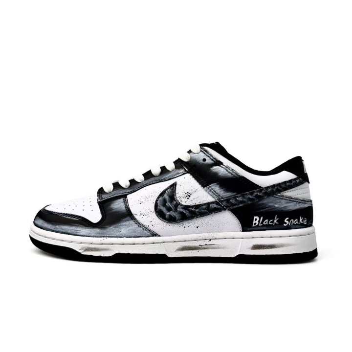 Nike Nike Dunk Black Snake Mamba, Fall Winter, Horse Year CNY Abrasion Resistant Low top Skateboard Shoes Unisex Black White
