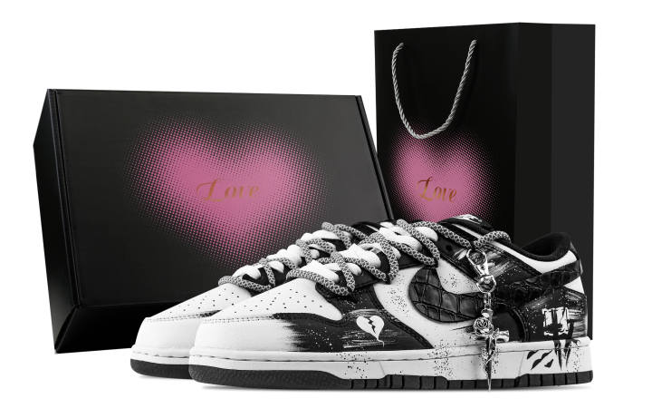 Nike Nike Dunk Heartbreak Remains, Heart Box Abrasion Resistant Slip Resistant Low top Skateboard Shoes Unisex Black White