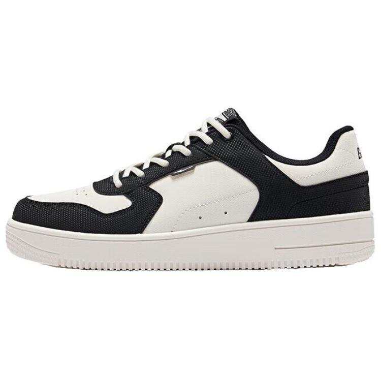 Erke Misty Bamboo Slip Resistant, Abrasion Resistant, Lightweight Low top Skateboard Shoes Men's White Black