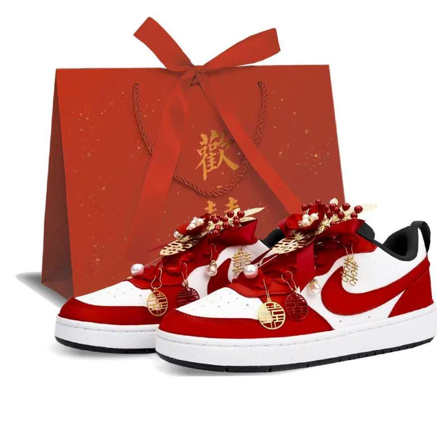 Nike Nike Court Borough GS Match Made In Heaven Cushioning Low top Skateboard Shoes Women's Red