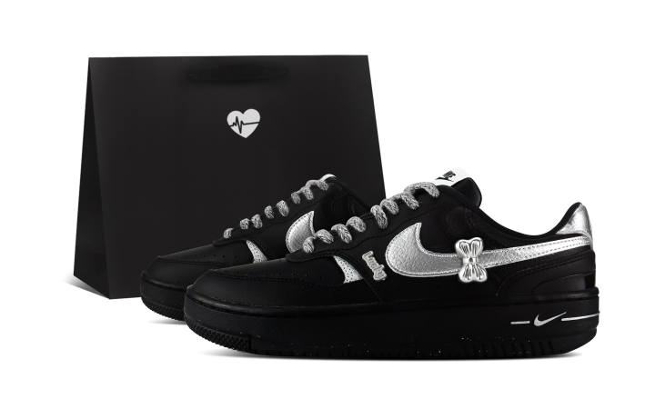 Nike Nike Gamma Force Lightweight Low top Skateboard Shoes Women's Black Silver