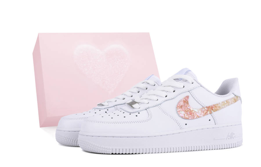 Nike Nike Air Force 1 Abrasion Resistant Abrasion Resistant Low top Skateboard Shoes Women's White Pink