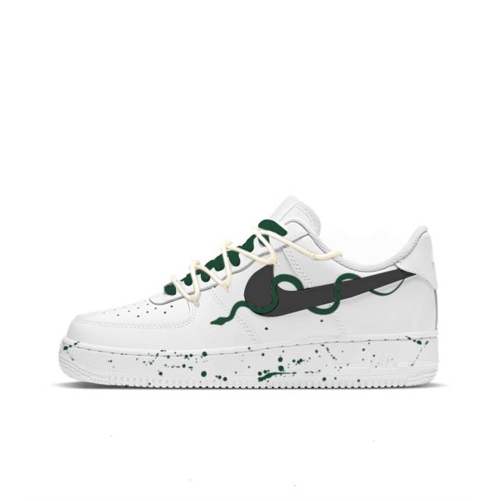 Nike Nike Air Force 1 Coverage Thermal Coverage Low top Skateboard Shoes Women's Black White Green
