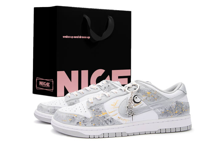 Nike Nike Dunk Abrasion Resistant Abrasion Resistant Low top Skateboard Shoes Unisex Gray White