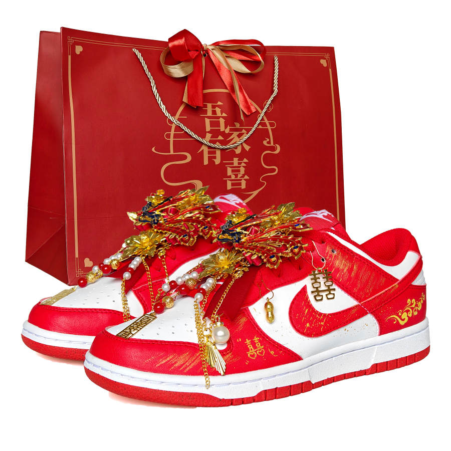 Nike Nike Dunk Abrasion Resistant Abrasion Resistant Low top Skateboard Shoes Unisex Red