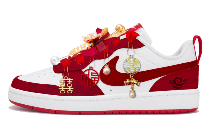 Nike Nike Court Borough 2 Low top Skateboard Shoes Women's Red