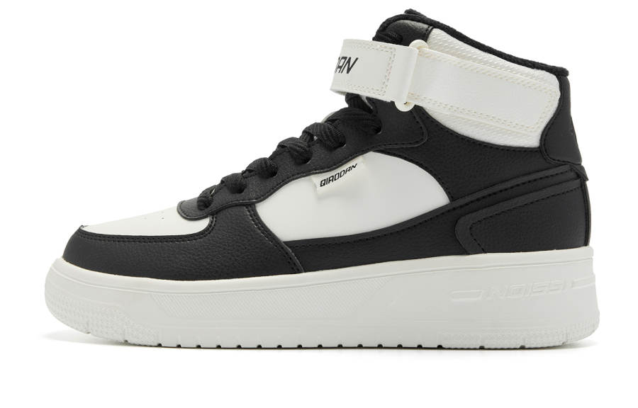 QIAODAN Fleece Lined Comfortable Fashion Coverage Slip Resistant Balance High top Skateboard Shoes Women's Black Ivory