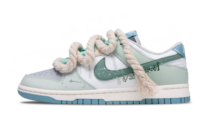 Nike Nike Dunk Starry Galaxy Abrasion Resistant Low top Skateboard Shoes Men's Light Cyan