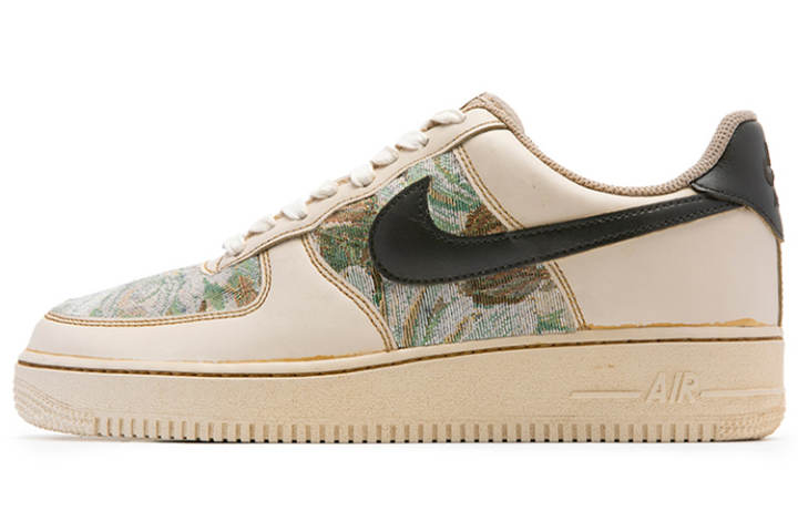 Nike Nike Air Force 1 07 Air Force 1 Leather Thermal Coverage Low top Skateboard Shoes Men's Black Brown
