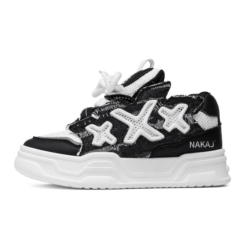 NAKAJ Cushioning Abrasion Resistant Height Increasing Low top Skateboard Shoes Unisex Black White