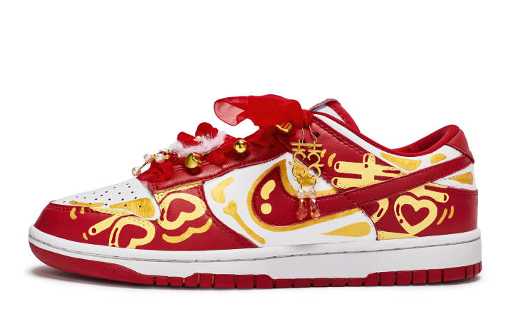 Nike Nike Dunk Abrasion Resistant Abrasion Resistant Low top Skateboard Shoes Men's Red White Gold