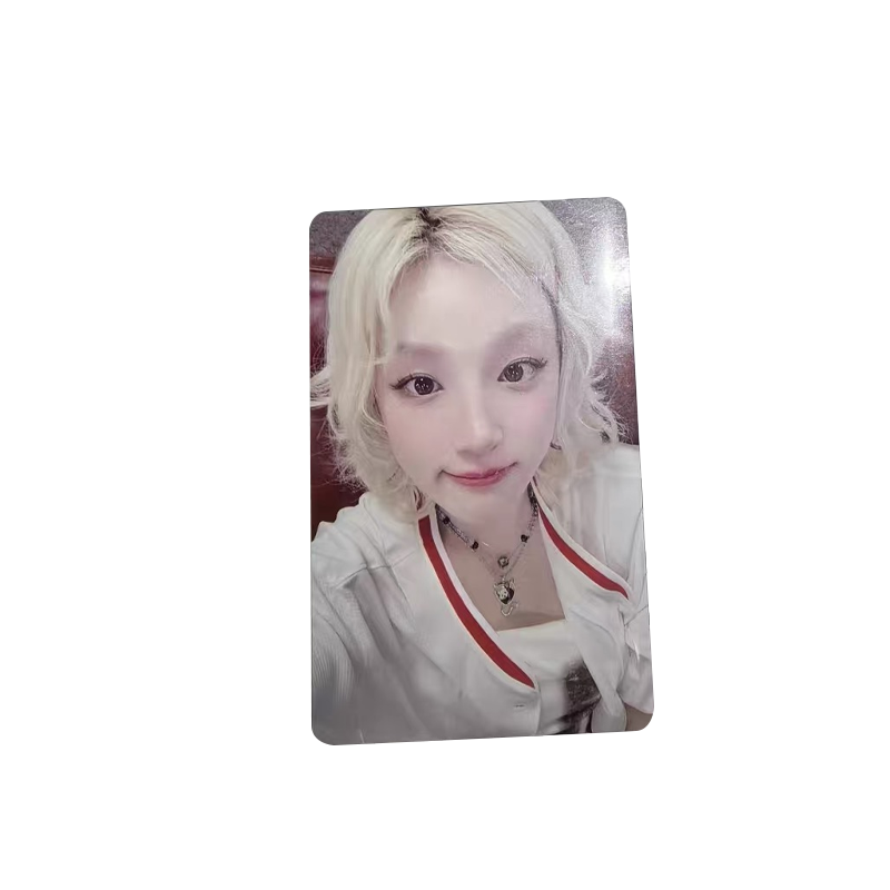 CUBE ENTERTAINMENT GI DLE Special Card Ver.15 Song Yuqi Photocards 1 Pc