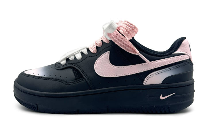 Nike Nike Gamma Force Abrasion Resistant Low top Skateboard Shoes Women's Black Pink