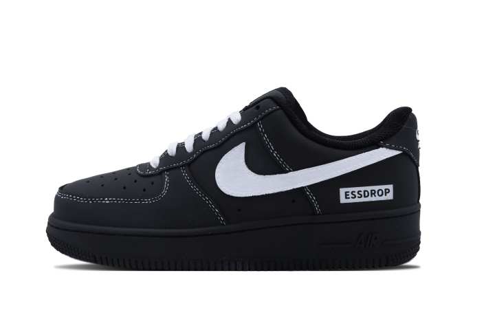 Nike Nike Air Force 1 Thermal Coverage Thermal Coverage Low top Skateboard Shoes Women's Black White