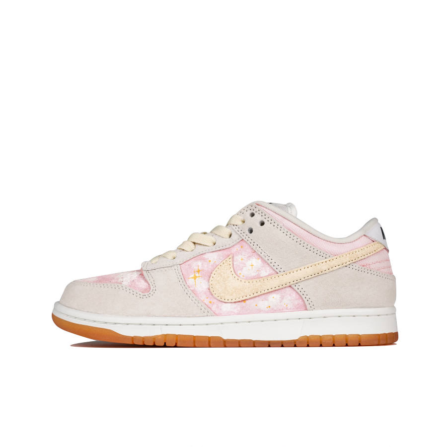 Nike Nike Dunk SB Cushioning Low top Skateboard Shoes Unisex Beige White Pink