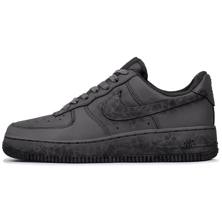 Nike Nike Air Force 1 Abrasion Resistant Low top Skateboard Shoes Women's