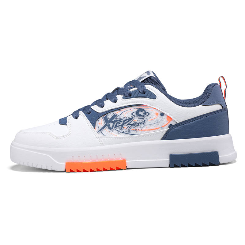 XTEP Lightweight And Breathable Low top Skateboard Shoes Men's White Blue