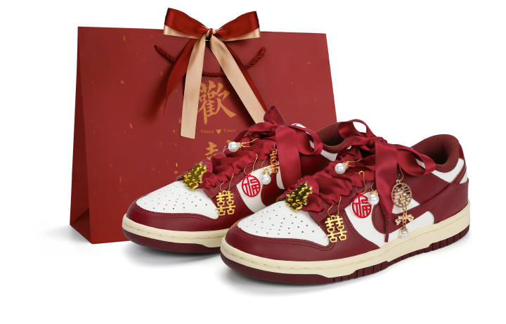 Nike Nike Dunk Wear resistant And Lightweight Low top Skateboard Shoes Unisex Red