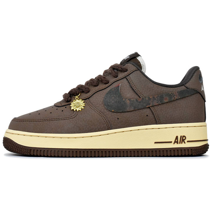 Nike Nike Air Force 1 Abrasion Resistant Low top Skateboard Shoes Unisex Khaki Brown