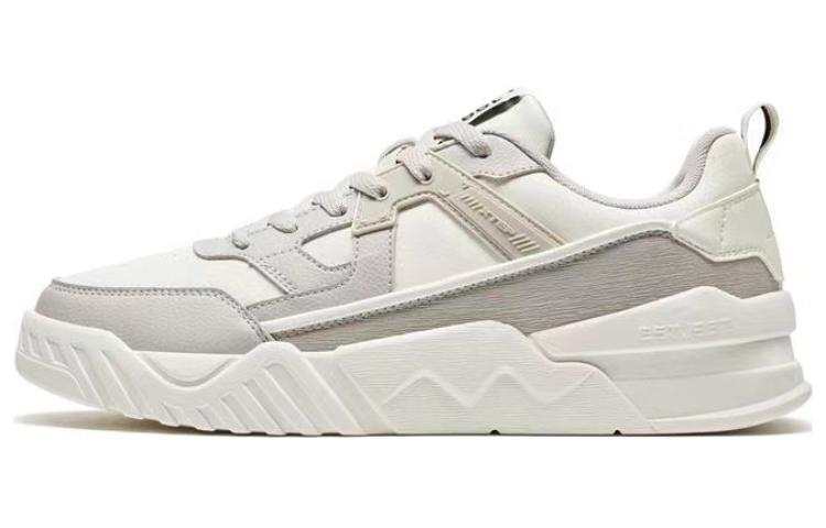 XTEP XTEP New Generation Coverage Thermal Slip Resistant Low top Skateboard Shoes Men's Gray White
