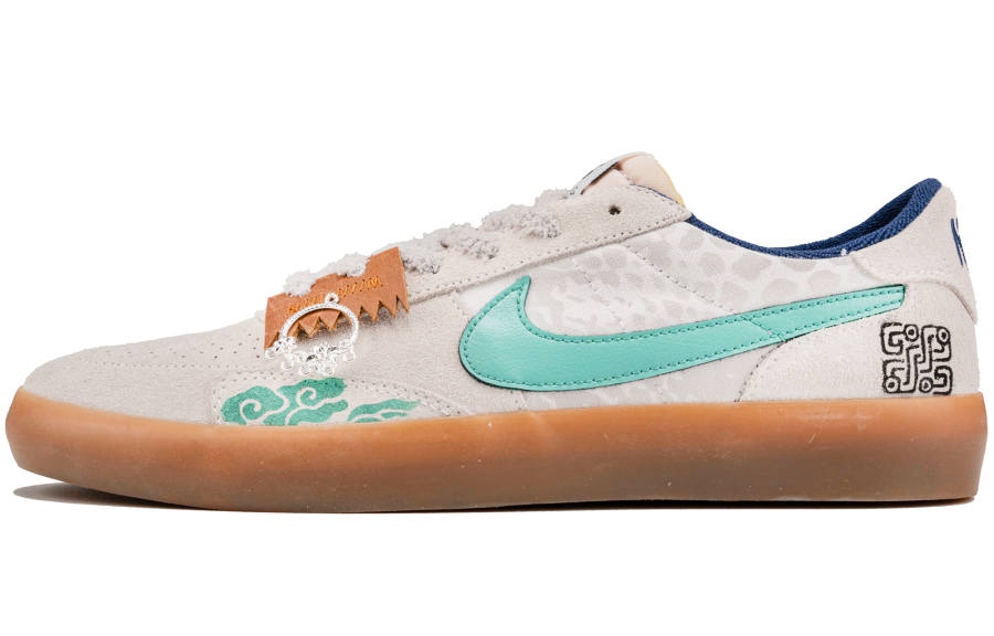 Nike Nike Heritage Thermal Slip Resistant And Abrasion Resistant Low top Skateboard Shoes Unisex Beige White Green