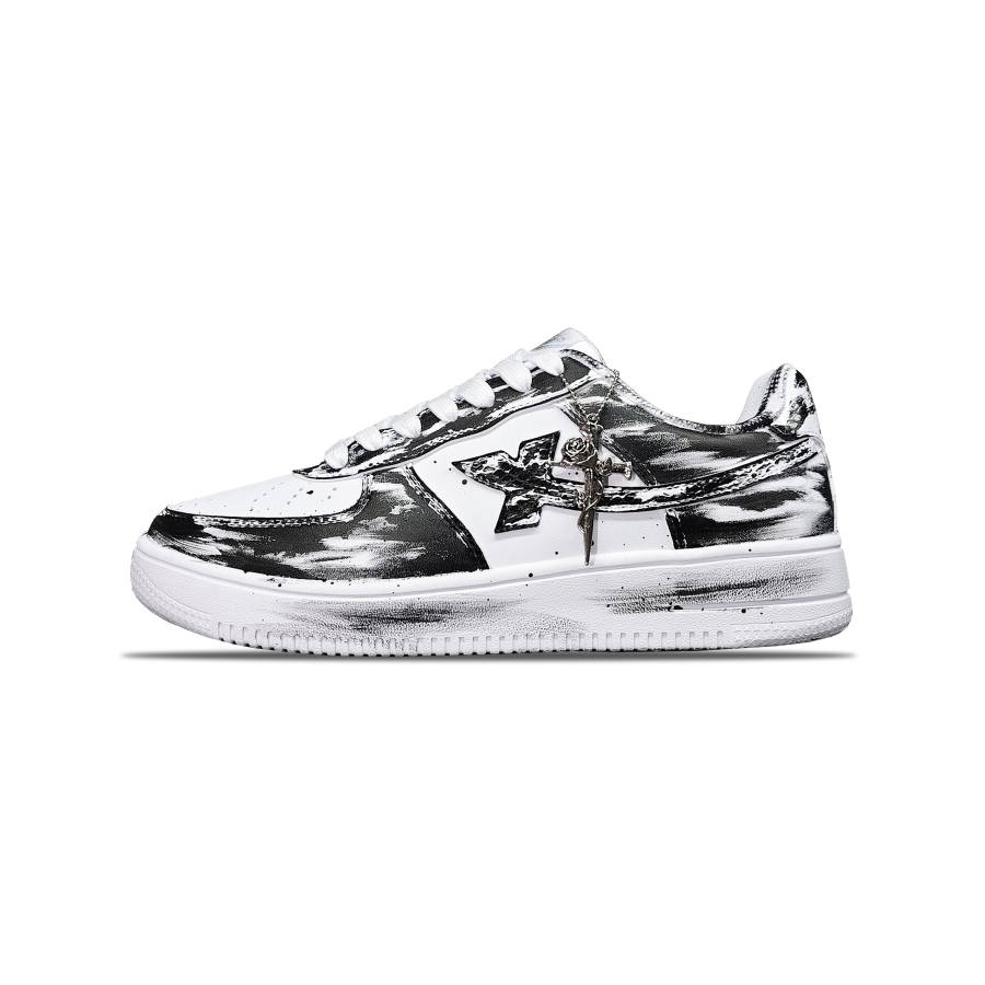 XTEP Air Force 1 Slip Resistant Abrasion Resistant Low top Skateboard Shoes Unisex Black White