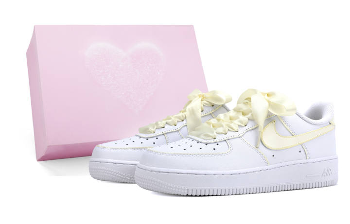 Nike Nike Air Force 1 Low top Skateboard Shoes Unisex Cream Yellow